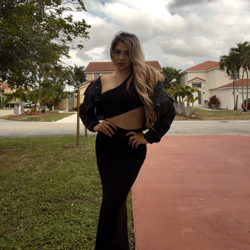Black dress